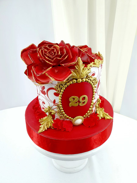 Женский торт 8070