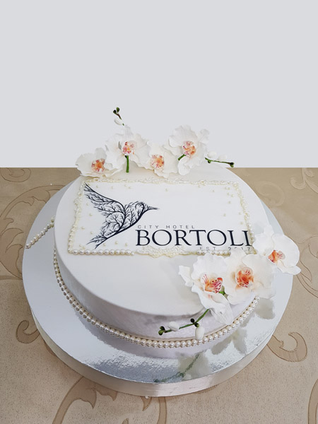 Корпоративный торт 8648